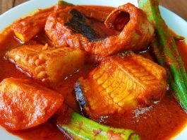 memasak Asam Pedas Ikan Pari