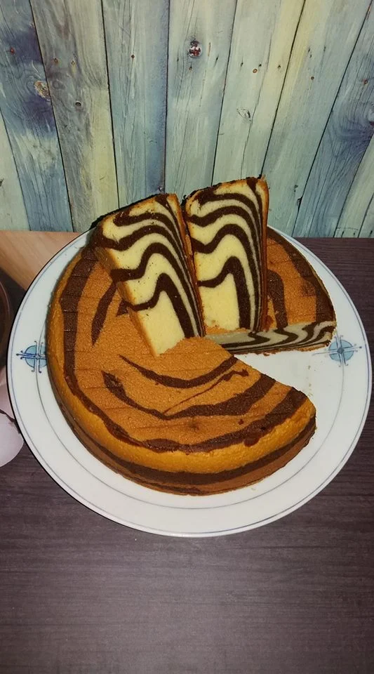 Cake Zebra Putih telur by Erna Soewiryo