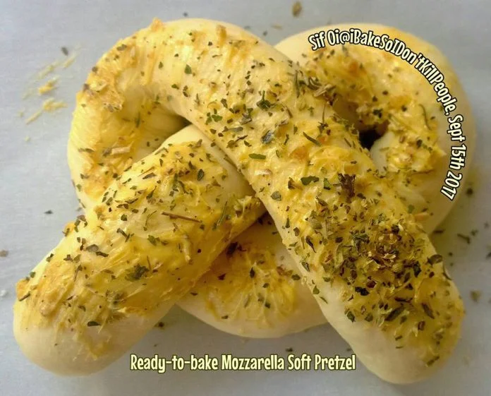 Donat Buah Naga By Dita Hermawan