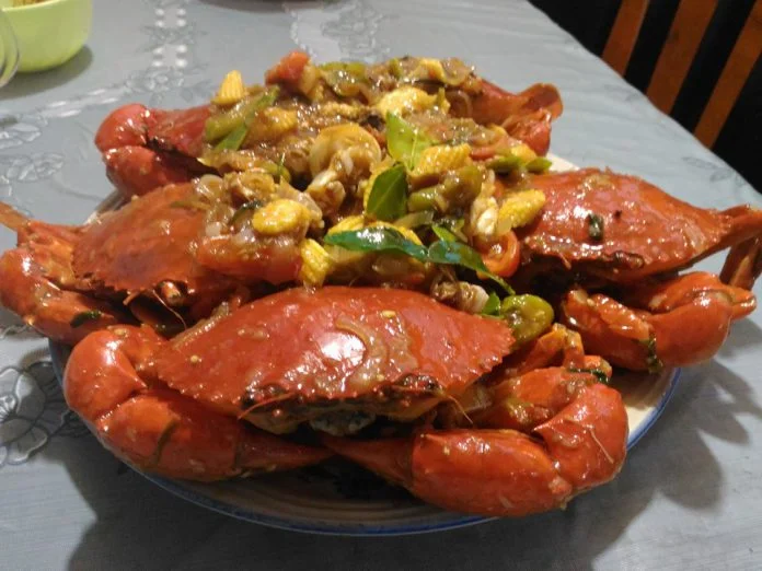 Kepiting Saus Padang with Baby Corn by Winda Hasan