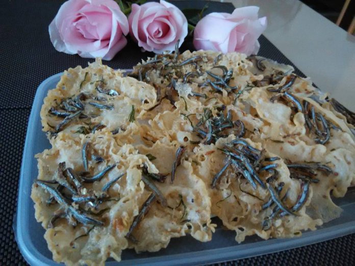 Rempeyek Teri by San Sus