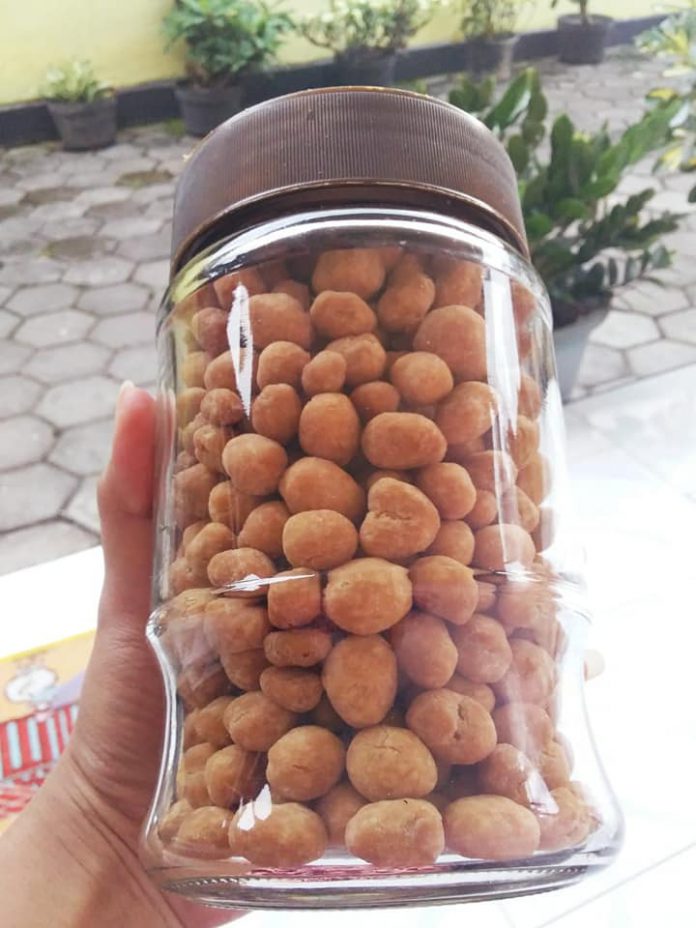 kacang telur