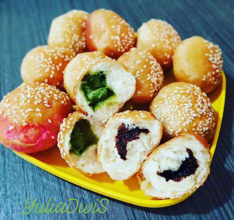 Roti Goreng by Yulia Dwi S