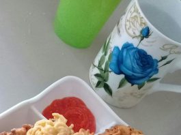 Bola Bola Tempe Mie by Lisa Fernando