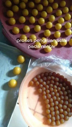 GOLDEN NASTAR by Lia Risa Widodo - camilan hari raya, camilan homemade, camilan lebaran, kue hari raya, kue kering, kue Lebaran, roti idul fitri, roti kering
