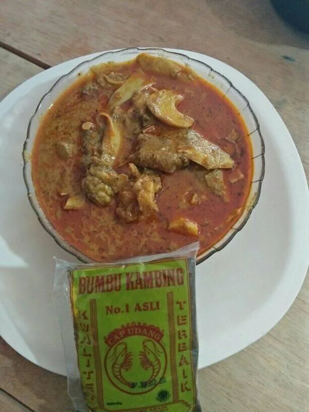 Gulai Cancang Tunjang by Helsi Senita Gulai Cancang Tunjang by Helsi Senita