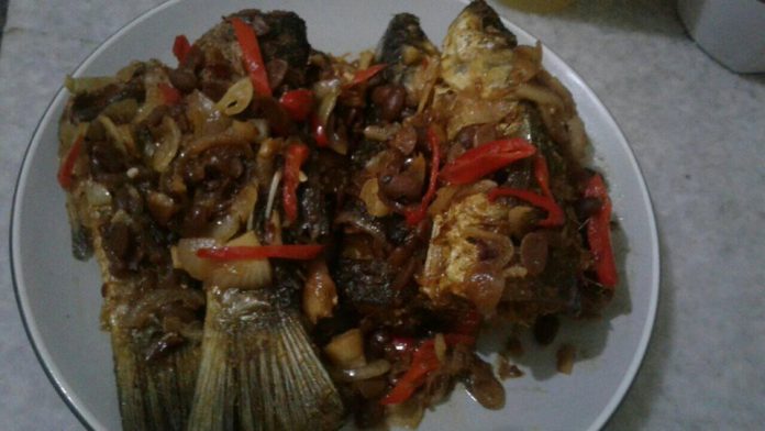Ikan Belanak Bumbu Tauco by Desi Nurdini Ikan Belanak Bumbu Tauco by Desi Nurdini