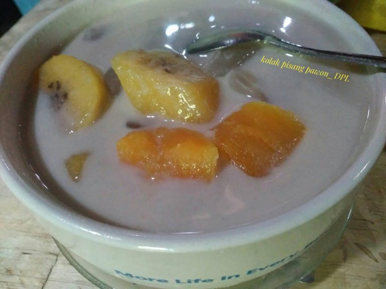 KOLAK PISANG by Dwi Ples Tari