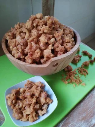 Kacang Disco Kribo by Anne Rose