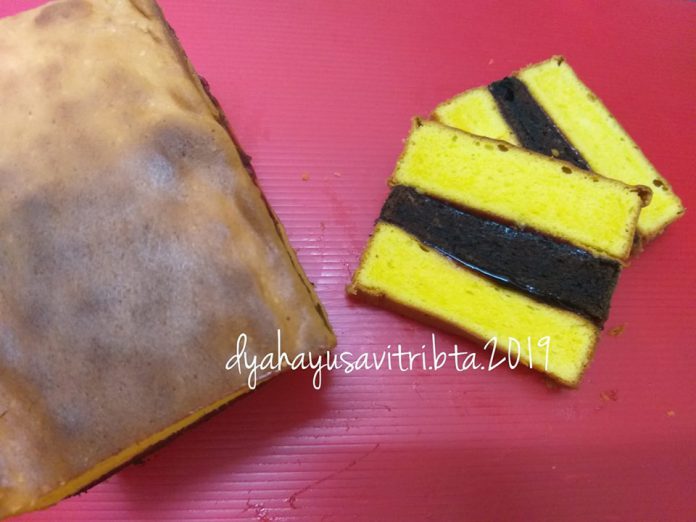 Lapis Surabaya by Dyah Ayu Savitri