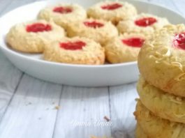 RESEP STRAWBERRY THUMBPRINT TANPA OVEN TANPA MIXER by Ummu Umar