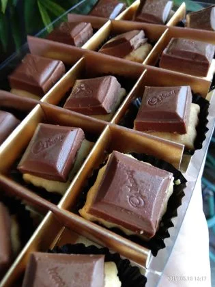 Royal Cadbury Cookies by Ain Novie Ain - camilan homemade, jajanan homemade, olahan coklat, resep viral