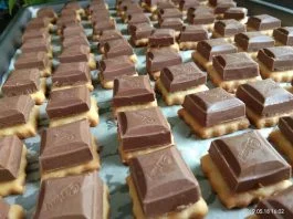 Royal Cadbury Cookies by Ain Novie Ain