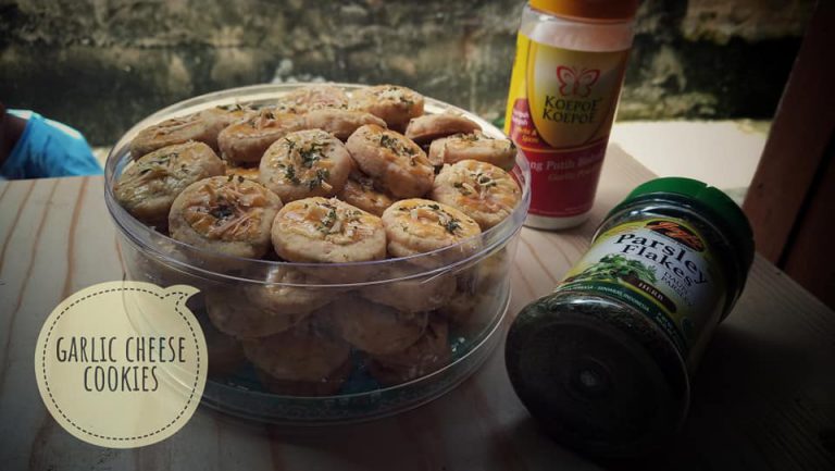 GARLIC CHEESE COOKIES by Annisa Meydina Putri