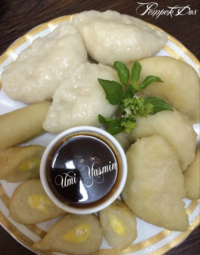 Pempek Dos by Fah Umi Yasmin Pempek Dos by Fah Umi Yasmin