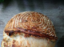 Sourdough bread by Yanna Onana
