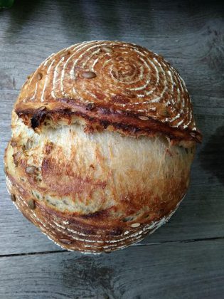 Sourdough bread by Yanna Onana
