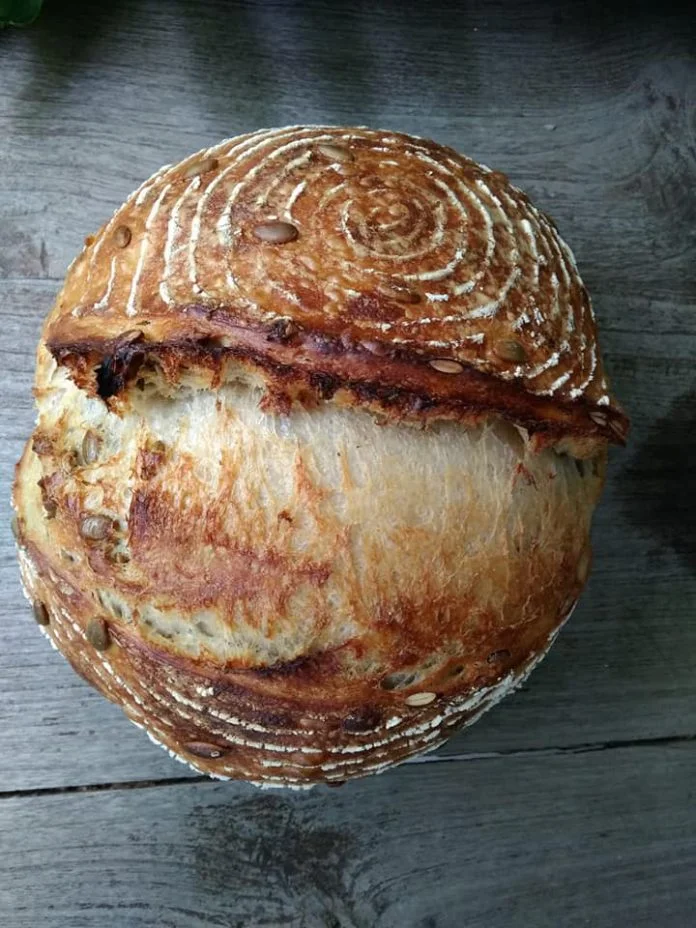 Sourdough bread by Yanna Onana