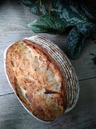 Sourdough bread by Yanna Onana 4
