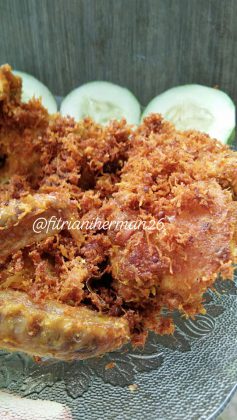 Ayam Goreng Laos by Fitriani Herman