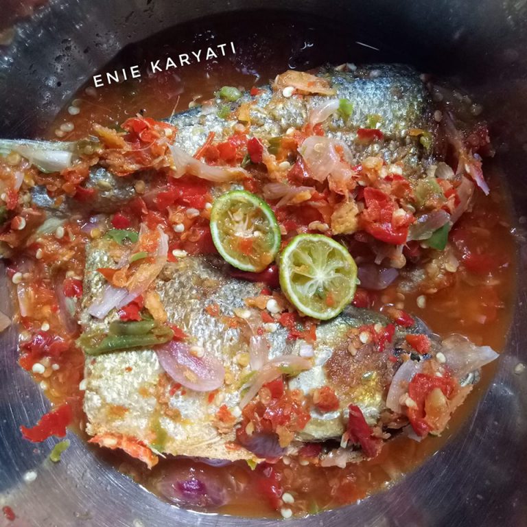 olahan bandeng Pecak Ikan Bandeng by Enie Karyati