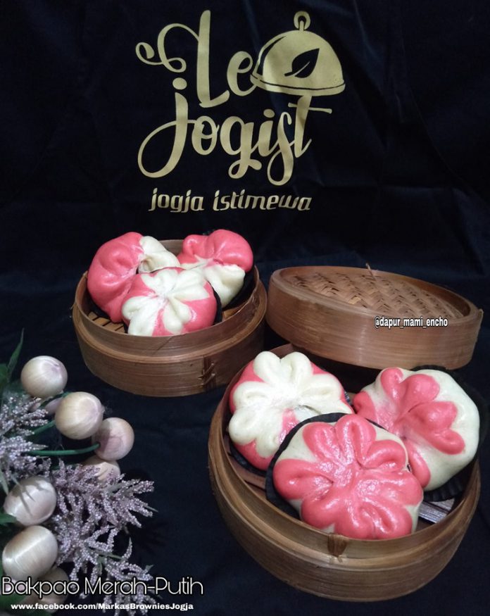 Bakpao merah-putih by Aurellia Hening