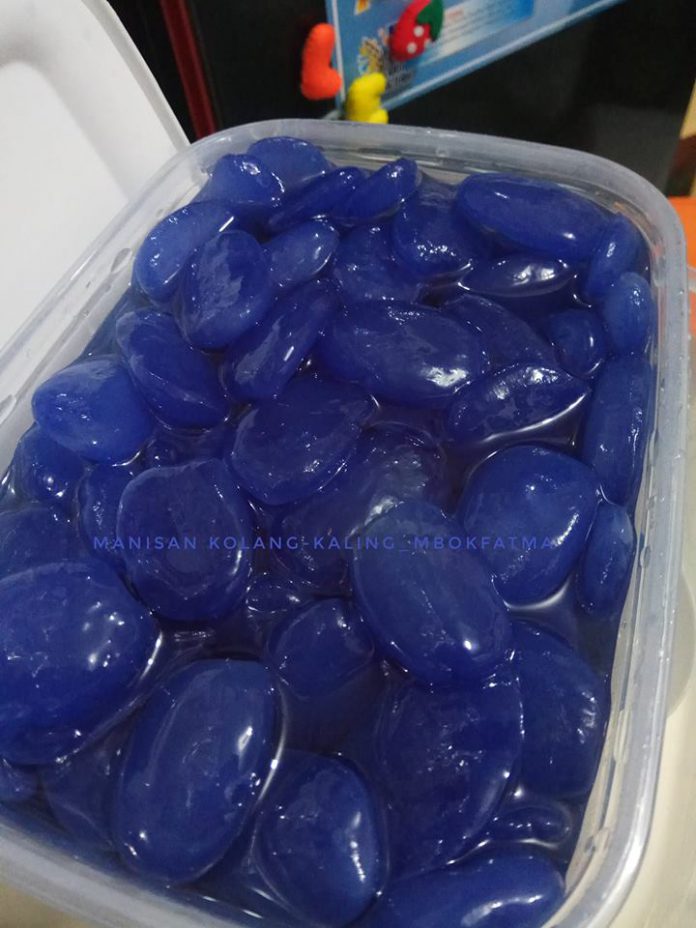 MANISAN KOLANG- KALING BUNGA TELANG by Yuni Fatmawati