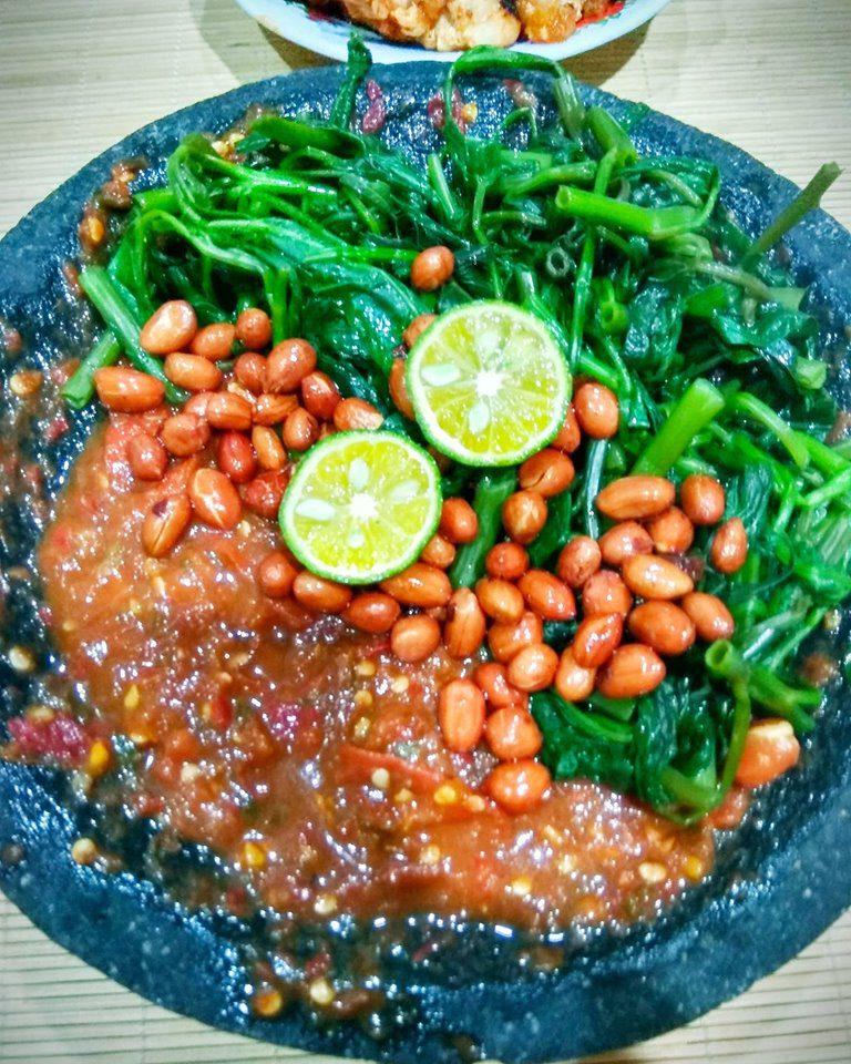 PLECING KANGKUNG A LA Dapur Enaak by Nat Ta Lya