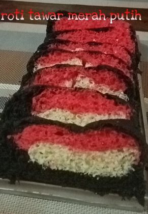 Roti tawar merah putih by Yossi Kartini