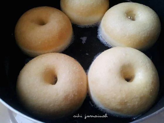 DONAT by Sitty Zumainah 1