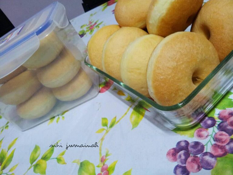 DONAT by Sitty Zumainah