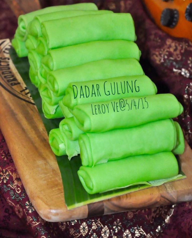 Dadar Gulung by Vetrarini Leroy