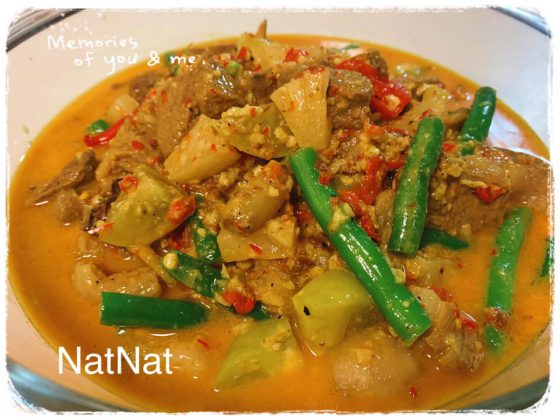 NatNat Lamb Curry (NatNat kari daging domba) by Talia Noelle Ayume 1