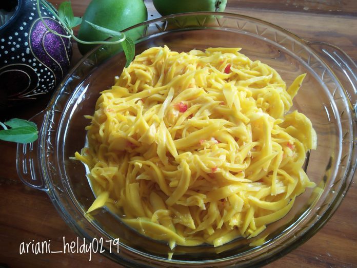 ASINAN MANGGA by Ariani Heldy ASINAN MANGGA by Ariani Heldy