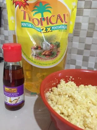 BACEMAN BAWANG PUTIH by Enik Irawan 3