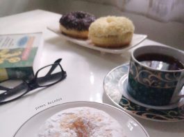 DONUT by Ani PawonAnindya