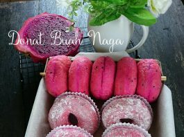 Donat Buah Naga by Dita Kartika Sulistiani