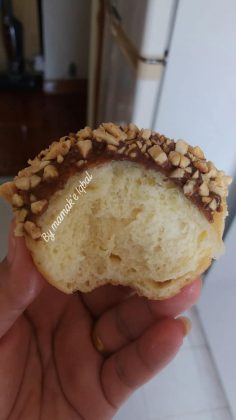 Donuts toping coklat kacang Tanpa mixer by Umi Iqbal 2