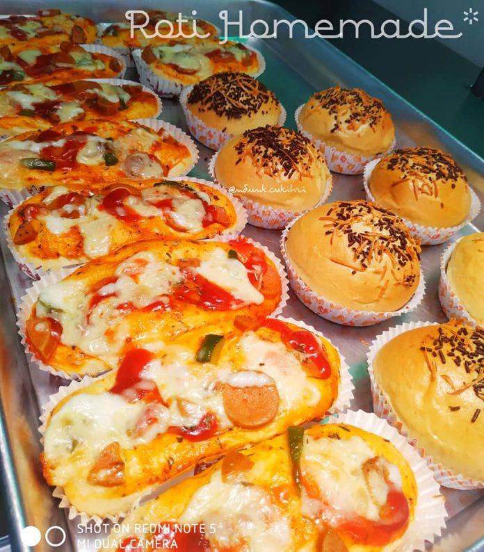 Roti Homemade by ‎Endang Cukitri‎ ke