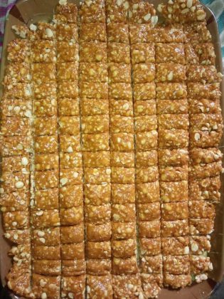 Ting-ting kacang by Anggraini