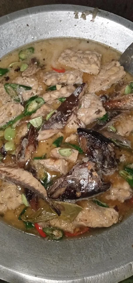 ikan asap campur tempe by Diah Vitaloka ikan asap campur tempe by Diah Vitaloka
