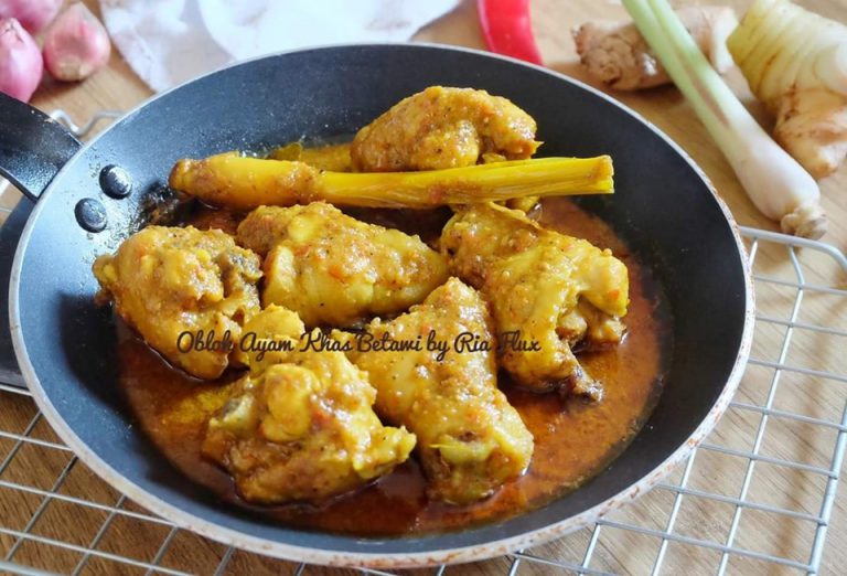 Oblok Ayam Khas Betawi by Ria Flux
