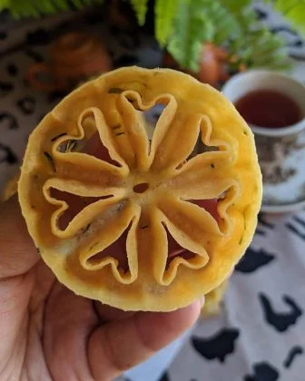 KUE KEMBANG GOYANG / KUE SEROJA ASIN GURIH by Wawa Wiati 2