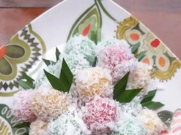 Kue klepon Warna Warni by Rachmawaty Rachmawaty