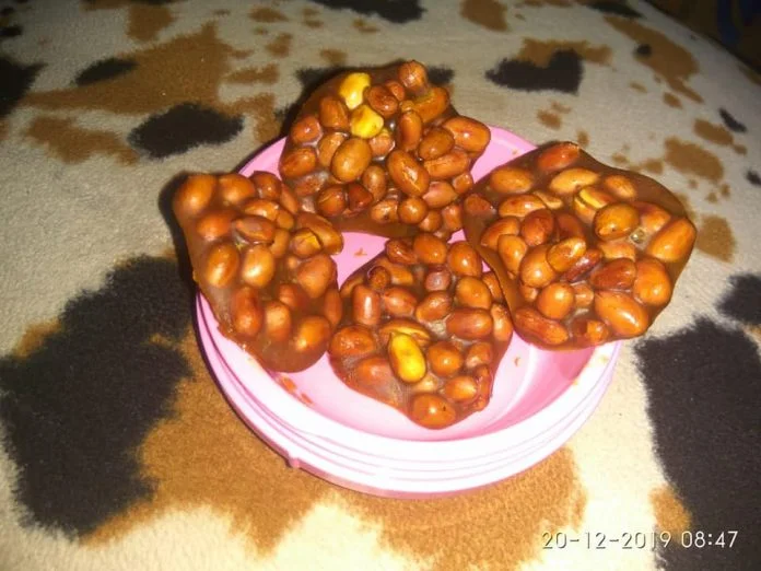 Ampyang kacang gula merah by Ati Yusuf 1 Ampyang kacang gula merah by Ati Yusuf