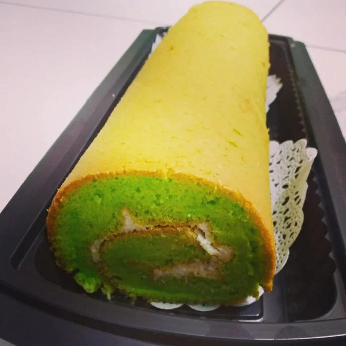 BOLU GULUNG PANDAN by Ika Luph Gohan Ika