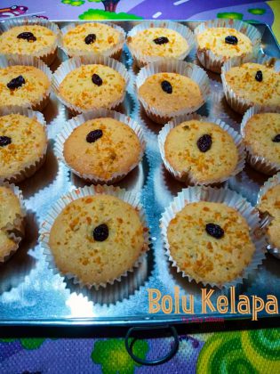 Bolu Kelapa Panggang by Ilmia