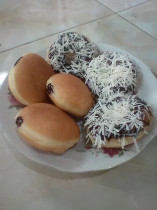 donat tanpa mixer by Sitinurkhamah