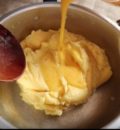 olahan telur + mentega jadi cemilan enak banget by Riescha Oktariana 1