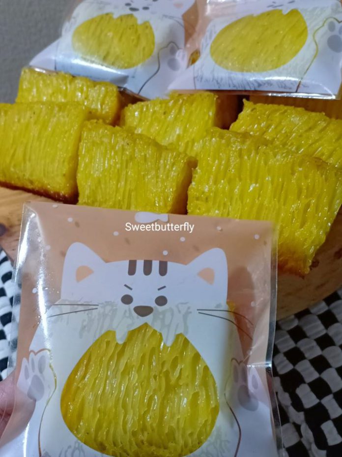 BIKA AMBON by Sweetbutterfly